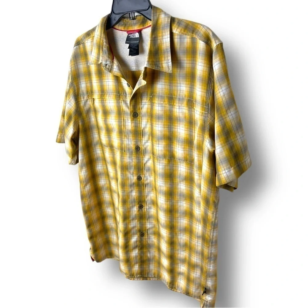 THE North Face Button Down Gold Plaid Short Sleeve Shirt Size Large